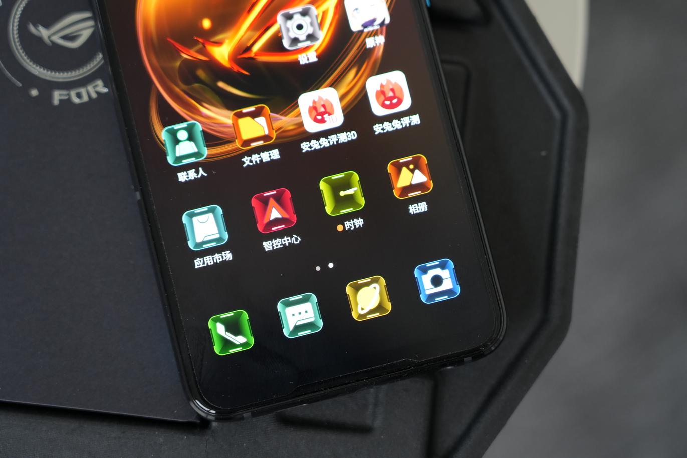 腾讯ROG 游戏手机7 Pro评测：骁龙8Gen2顶级之作 专属“外挂”再升级  第13张
