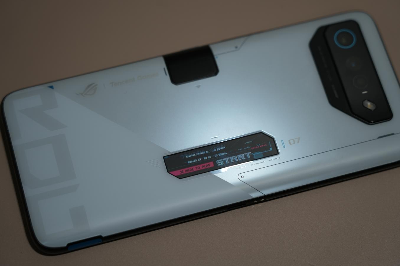 腾讯ROG 游戏手机7 Pro评测：骁龙8Gen2顶级之作 专属“外挂”再升级  第20张