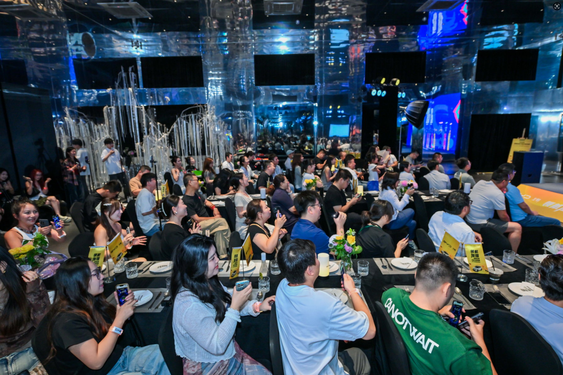 7万级纯电卷王登场！比亚迪元UP301km版西安上市  第6张