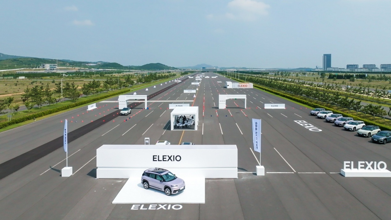 电车都卷智能？北京现代EO（ELEXIO）用动态实力硬刚  第1张