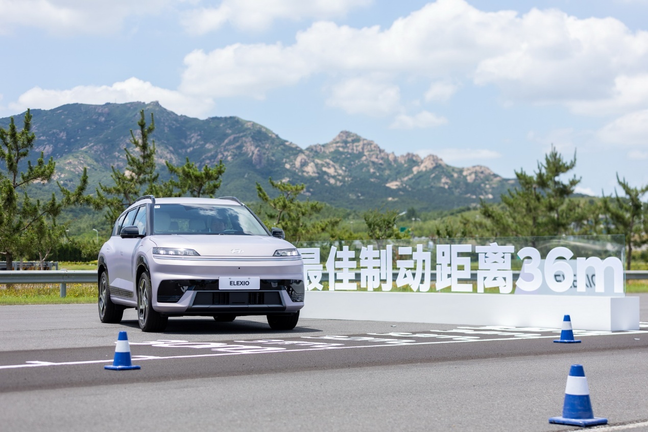 电车都卷智能？北京现代EO（ELEXIO）用动态实力硬刚  第8张