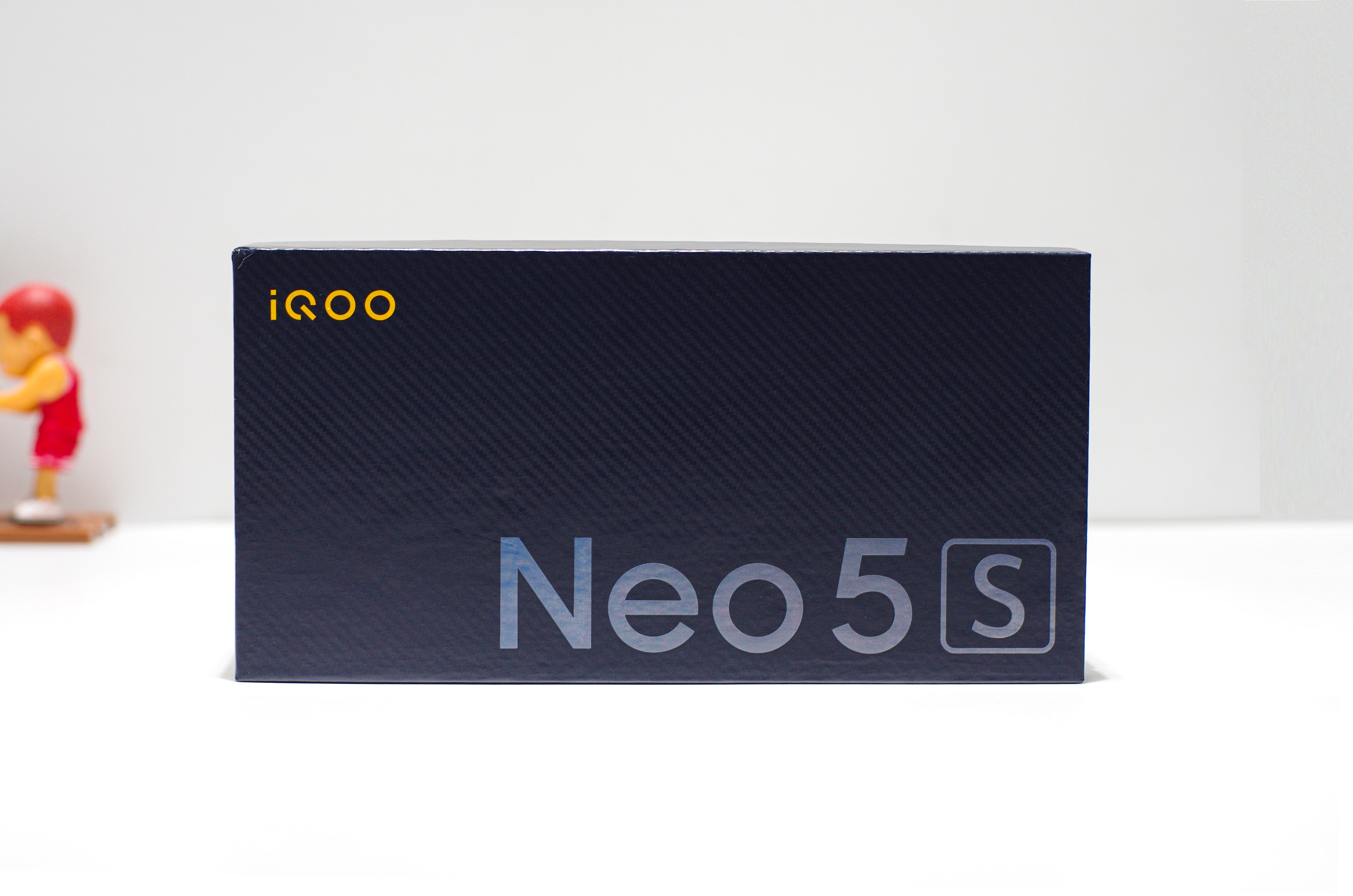 驯服骁龙888！iQOO Neo5S评测：2699元价稳量足  第3张