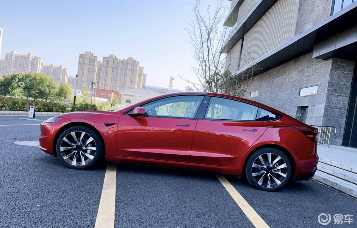 特斯拉Model 3长续航后驱上市， 还打不过小米SU7  第5张