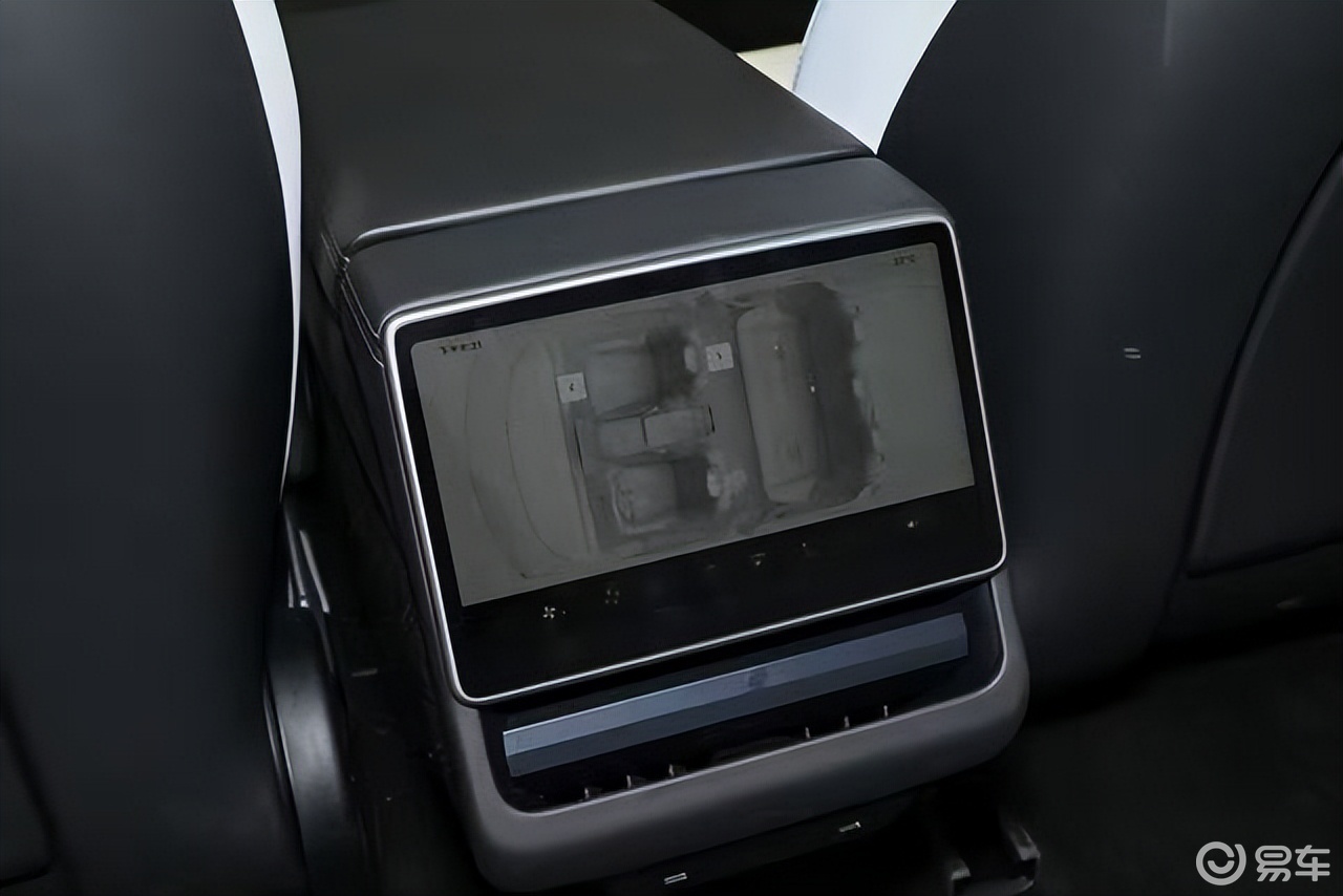 特斯拉Model 3长续航版上市，830公里续航破纪录  第5张