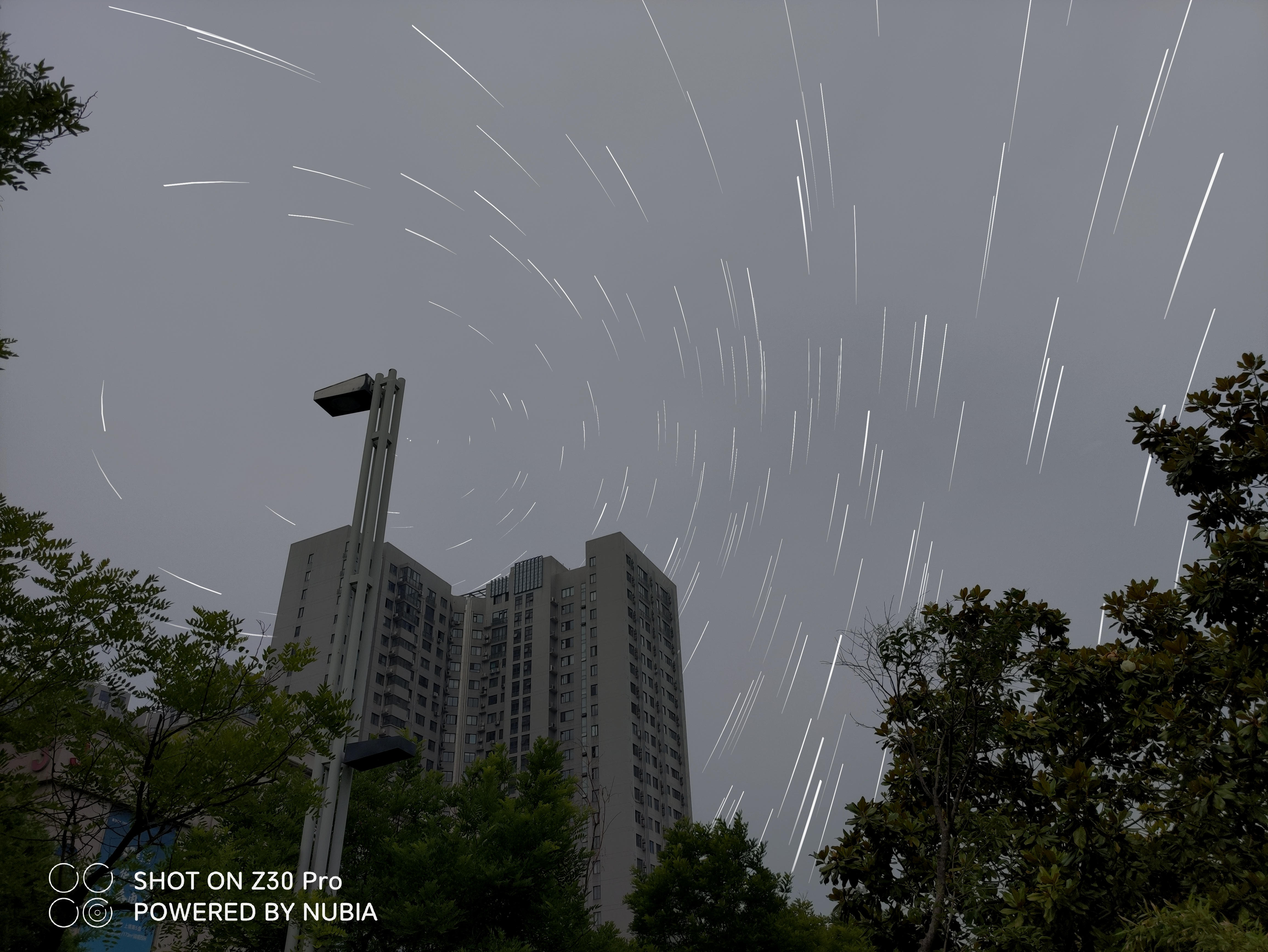 努比亚Z30 Pro评测：拍照剑走偏锋 一瞬还原星轨  第37张