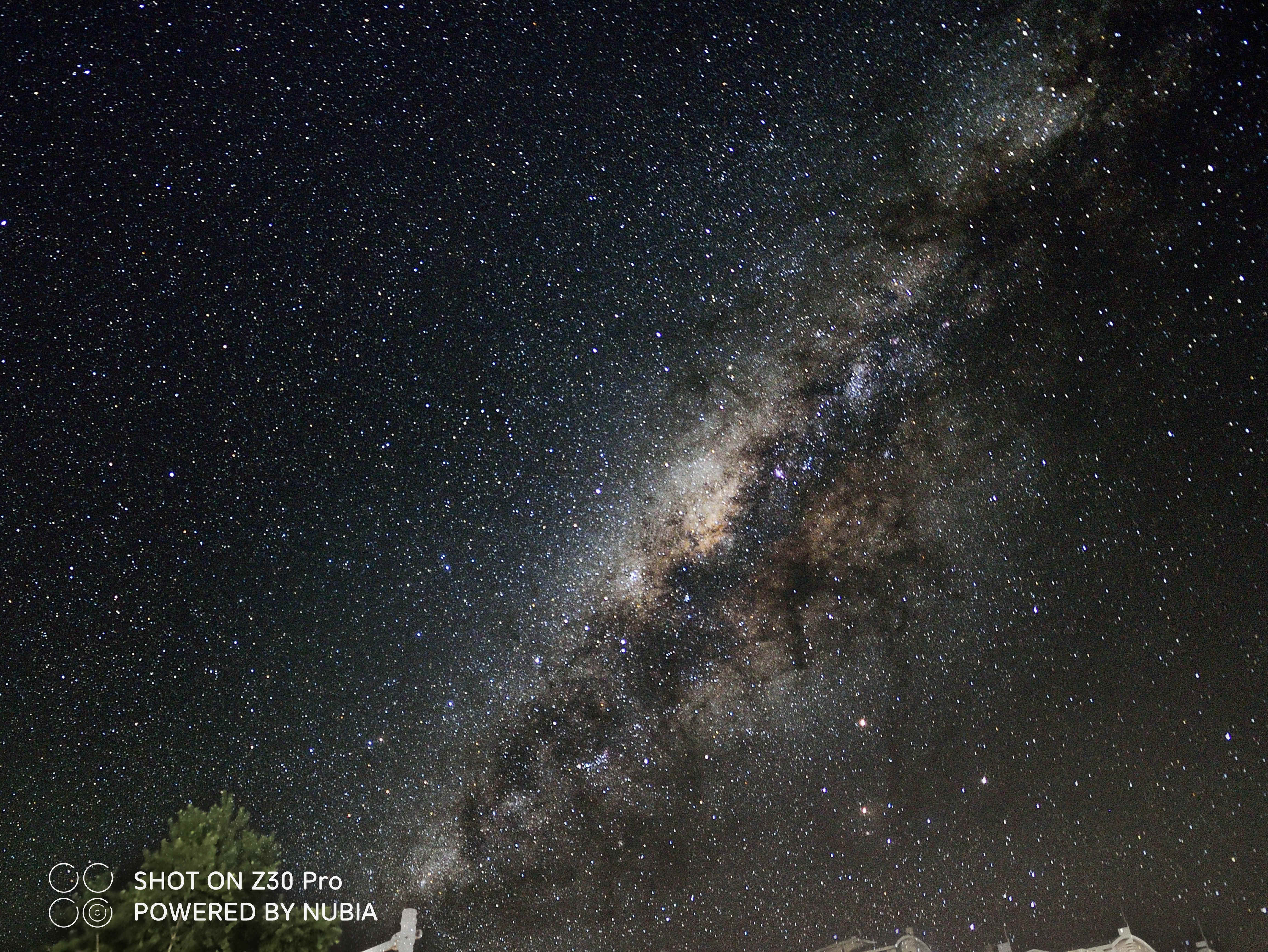 努比亚Z30 Pro评测：拍照剑走偏锋 一瞬还原星轨  第44张