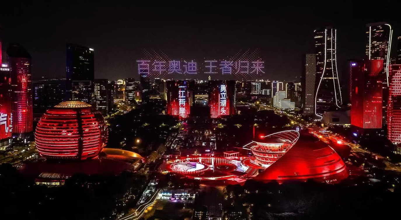 丹霞棕青城绿车漆上线！一汽奥迪A5L中国专属配色亮相  第1张