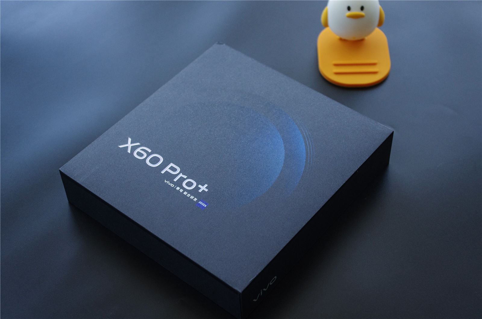 蔡司双主摄！vivo X60 Pro+评测：蓝厂压轴超大杯  第3张