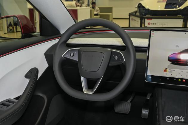 特斯拉Model 3后驱长续航版：830公里续航，5.2秒百公里加速  第6张