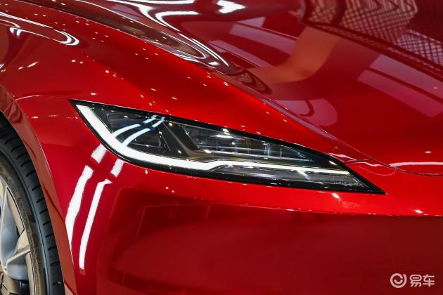 特斯拉Model 3后驱长续航版：830公里续航，5.2秒百公里加速  第12张