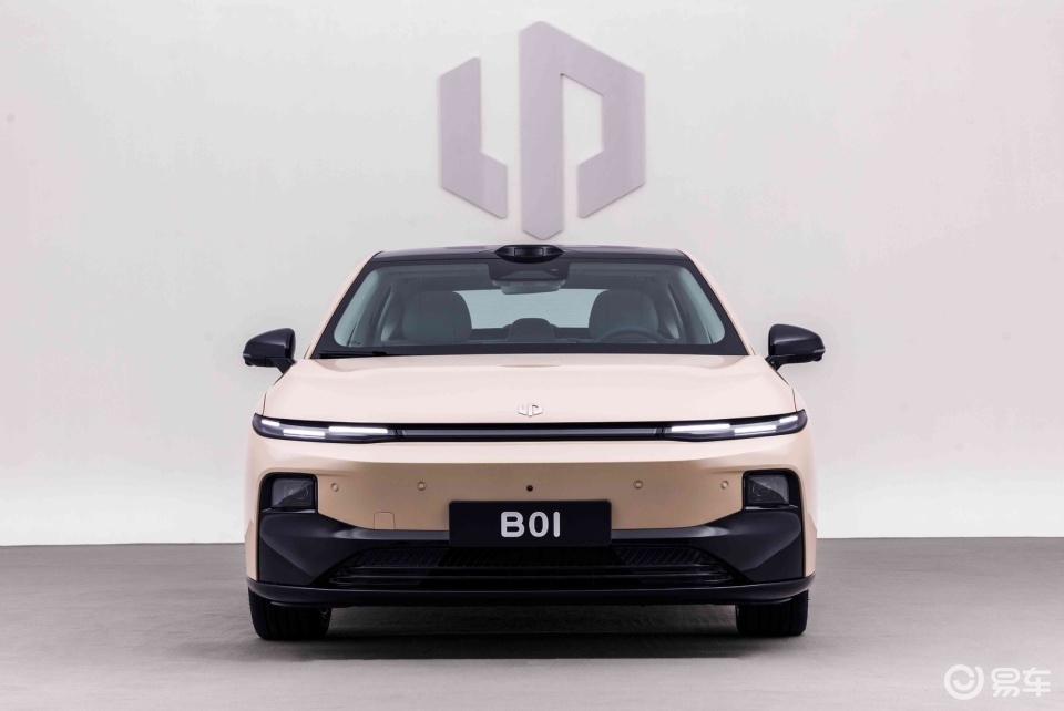 B01：9.58万续航550km，11.38万搭激光雷达  第2张