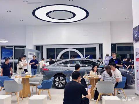 上市一天大定破万，吉利银河A7上市即开启百城万辆交付  第6张