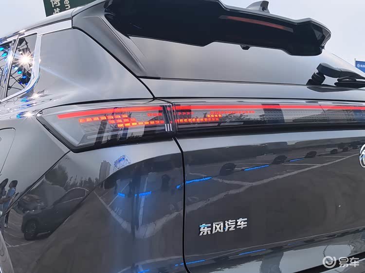 东风风神L8开启预售 预售价12.99万-14.99万  第6张
