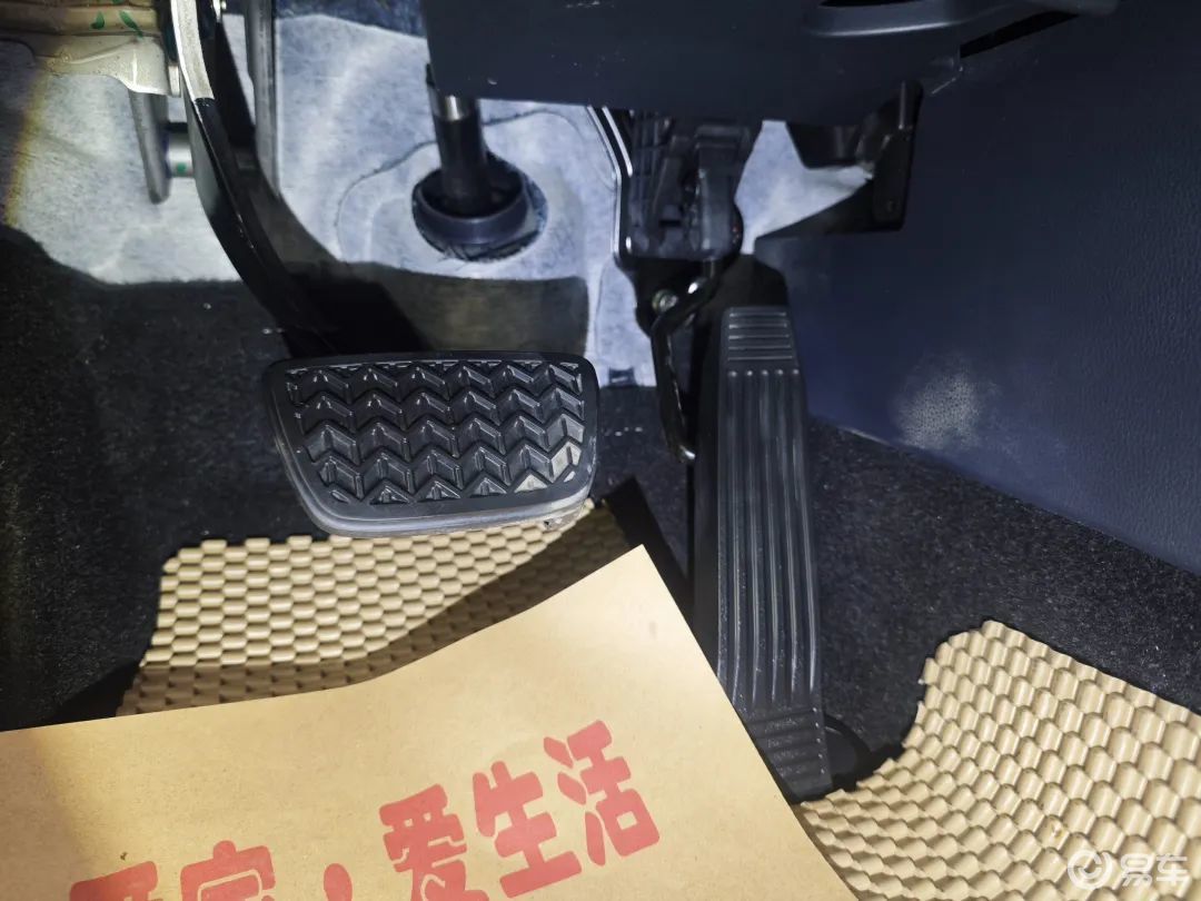 高性价比淘车，2.5L混动+四驱靠谱稳定，油耗低至5L  第34张