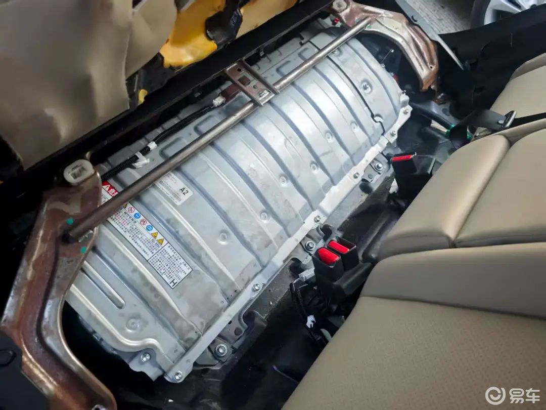 高性价比淘车，2.5L混动+四驱靠谱稳定，油耗低至5L  第39张