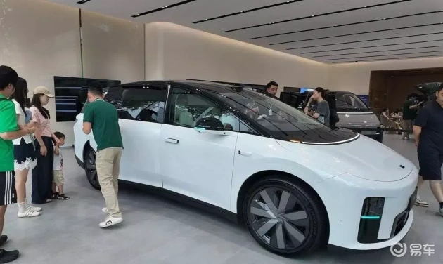 理想i8与蔚来L90订单火爆，谁能笑到最后