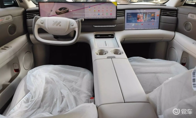 新智己LS6实到店，媲美理想L6，具冰箱，450km增程  第10张