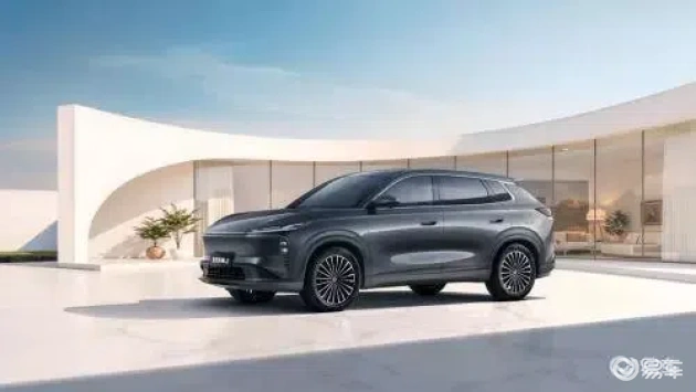 风神L8 SUV，8月11日预售，全家欢享  第5张
