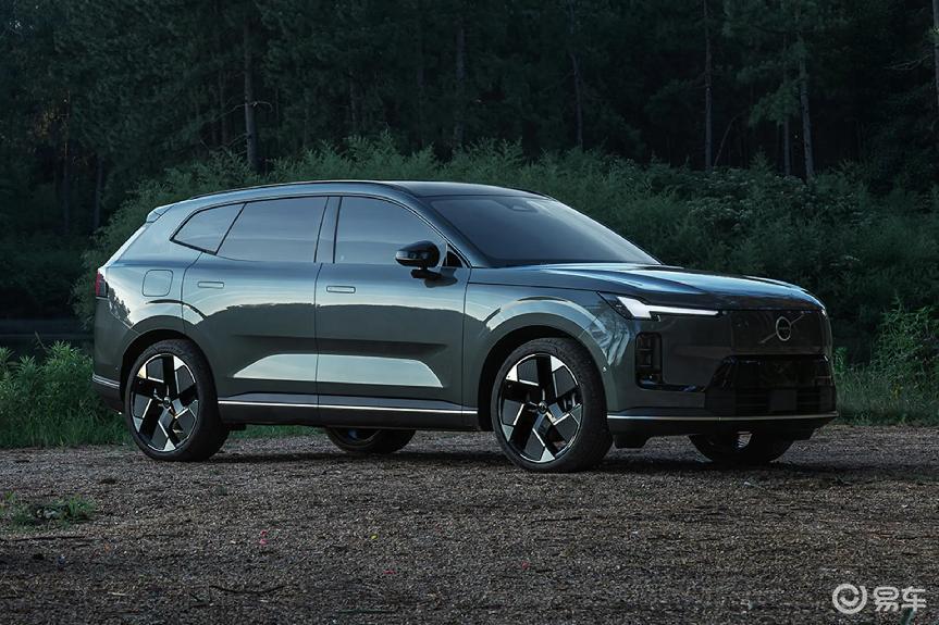沃尔沃 XC70：斯堪的纳维亚设计的自然表达  第1张