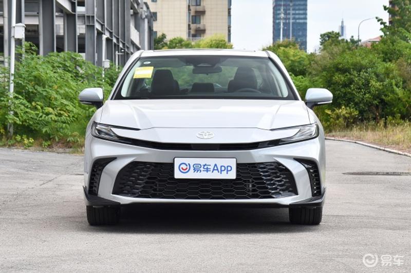 2026款凯美瑞上市售价17.18万起  智能科技焕新升级 第2张