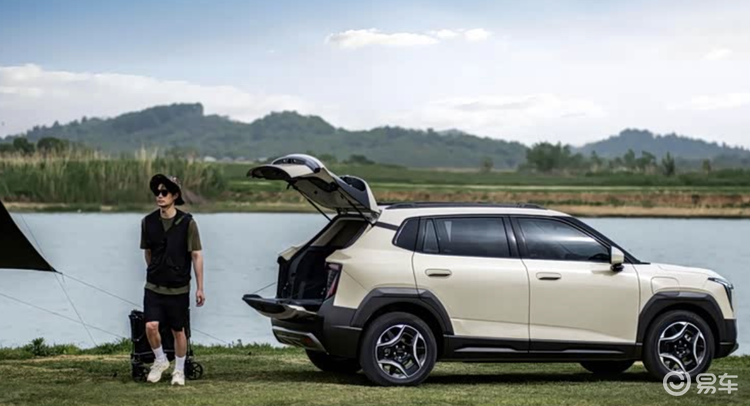 8-11万元买电动SUV，东风纳米06如何？  第2张