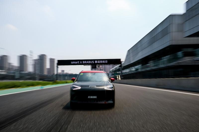2026款smart #1 BRABUS性能版首发亮相 将于8月焕新上市  第6张