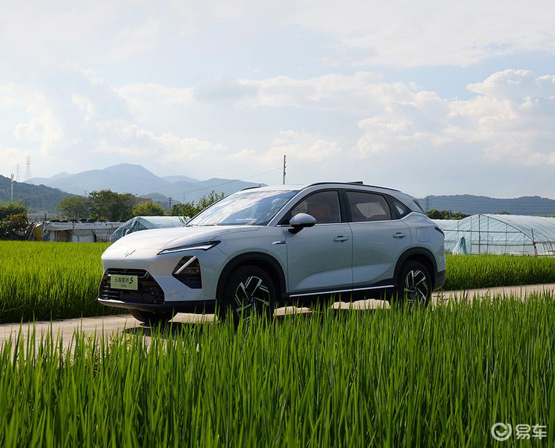 2025款五菱星光S将于8月15日上市 插混版新增1.5T动力  第3张