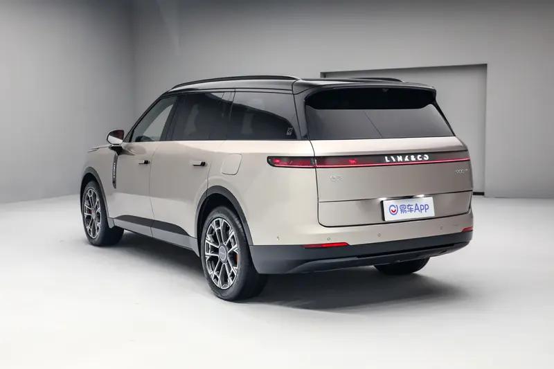 领克900上市百天交付突破2万台 定位大型插混SUV  第10张