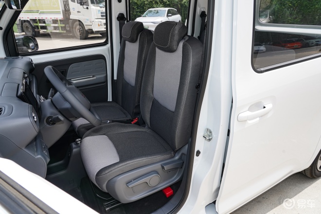 五菱之光EV 305km进取型上市 售5.78万元  第6张