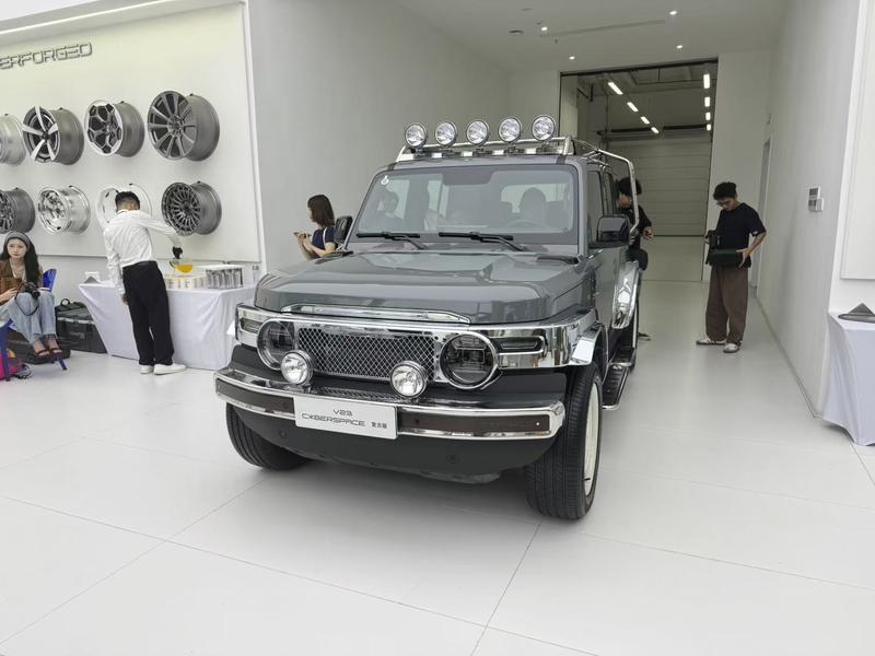iCAR V23复古版套件发布 满血套件售28800元  第4张