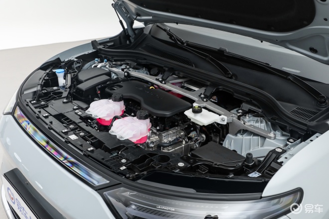 零跑全新C11正式上市 售价14.98万元起  第8张