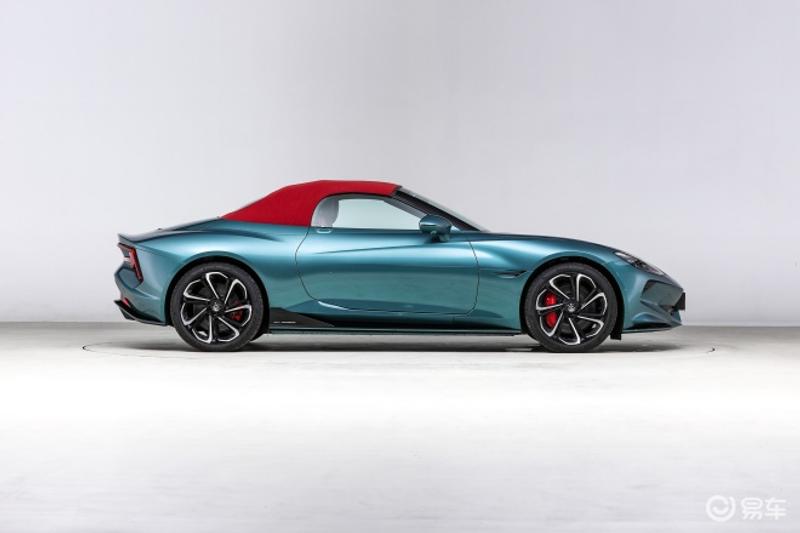 2026款MG Cyberster与2026款 MG5将于6月30日双车上市  第6张