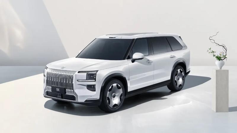 极氪9X更多官图发布 将于7月9日举办技术发布会  第3张