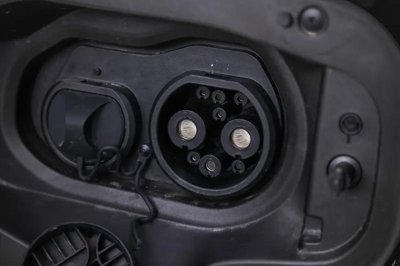 一汽丰田bZ5开启交付 售12.98万元起  第11张