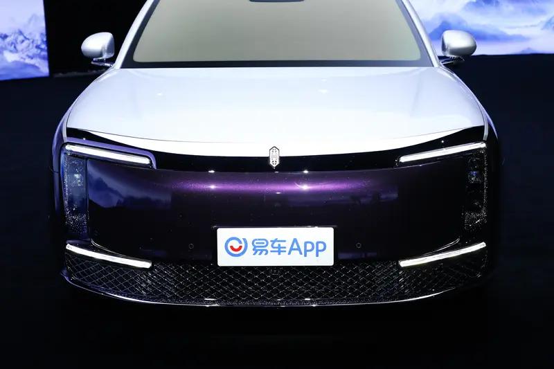 2025粤港澳车展：尊界S800亮相  第8张