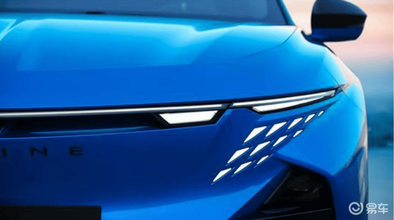 Alpine A390官图发布 标配三电机动力系统  第3张