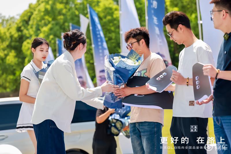 别克GL8陆尚开启全国规模交付 上市两周大定破万  第7张