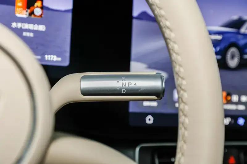 2025款问界M9上市43天大定突破5万台 售46.98万元起  第11张