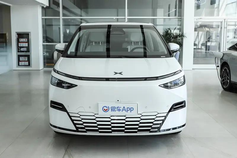 2025上海车展：2025款小鹏X9开启交付  第5张