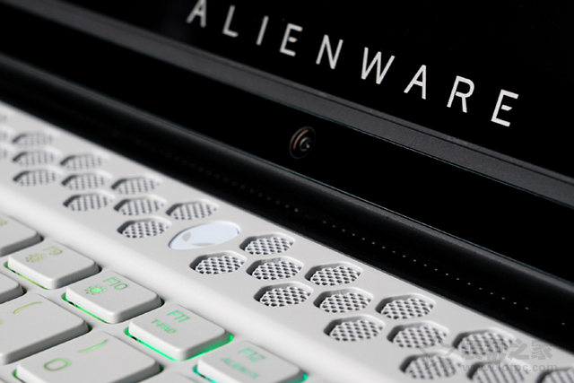 将i9 10900K塞入笔记本 ALIENWARE AREA-51M 2020版评测  第5张