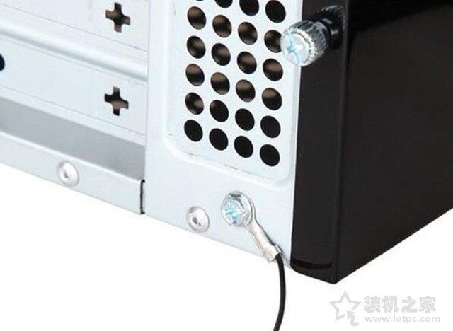 电脑机箱漏电是什么原因？电脑主机漏电麻手的原因及解决方法  第2张