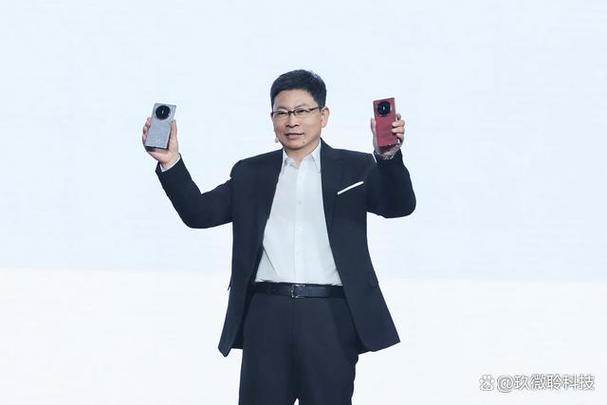 手机AI大模型成焦点,华为领跑Q1中国智能手机市场 第1张 手机AI大模型成焦点,华为领跑Q1中国智能手机市场 第1张