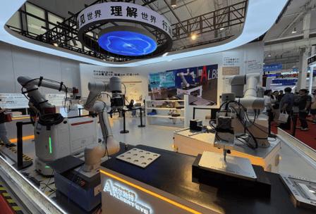 阿尔勃特2025世界机器人大会精彩回顾 第2张 阿尔勃特2025世界机器人大会精彩回顾 第2张