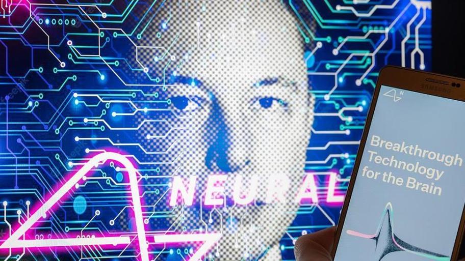baidu09马斯克称 Neuralink 首位脑机接口受试者接近康复，可通过思维操控鼠标  第1张