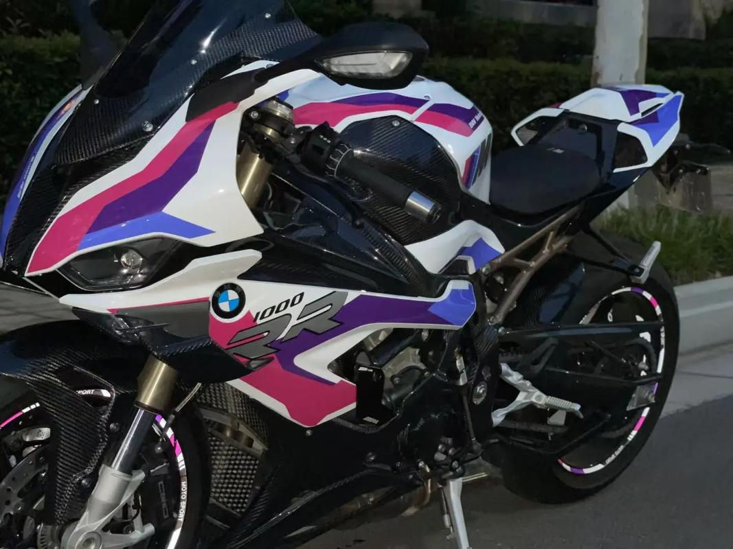 2022款宝马S1000R上市 售价188900元起 第2张 2022款宝马S1000R上市 售价188900元起 第2张