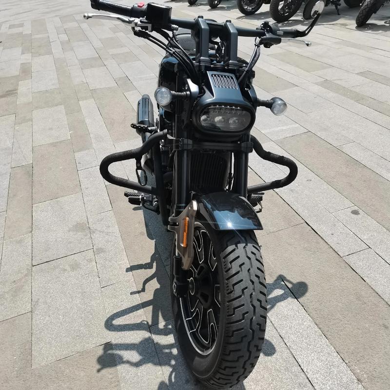QJMOTOR闪350&闪150上市 售价12999元起  第1张