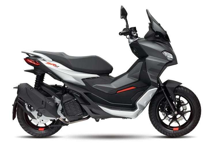 aprilia SR GT200上市在即 据称不到3万 第2张 aprilia SR GT200上市在即 据称不到3万 第2张