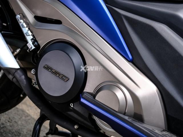 双缸旗舰最优选 试驾光阳AK550 CKD版  第2张