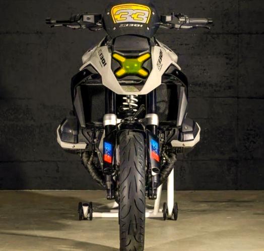 宝马R1300GS谍照曝光 彻彻底底的大改款 第2张 宝马R1300GS谍照曝光 彻彻底底的大改款 第2张