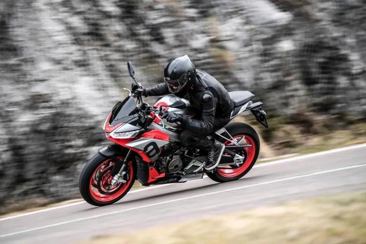 接近100%的掌控 试驾aprilia Tuono 660 第2张 接近100%的掌控 试驾aprilia Tuono 660 第2张